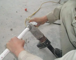 越秀漏水维修电话